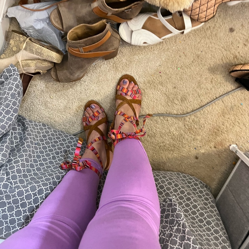 THE CUTEST GUESS CHUNKY HEELS TIE UP LACE BALLERINA SUMMER RIBBON TAN CORK 9 EUC - Picture 5 of 16